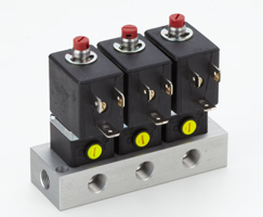 MD/49 serisi doğrudan etkili solenoid valf manifoldu, G1/8, 3/2, NC, solenoid yaylı valfler, 3 istasyon