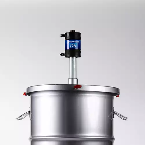 Basınçlı hava ile çalışan, yüksek performanslı, patentli pompa.